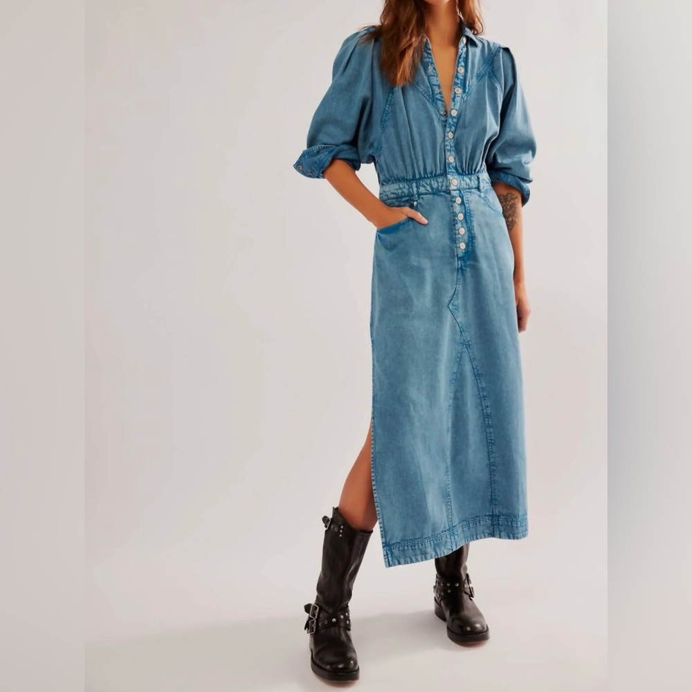 Free People Mad Love Denim Midi Dress. NWT. Never worn.